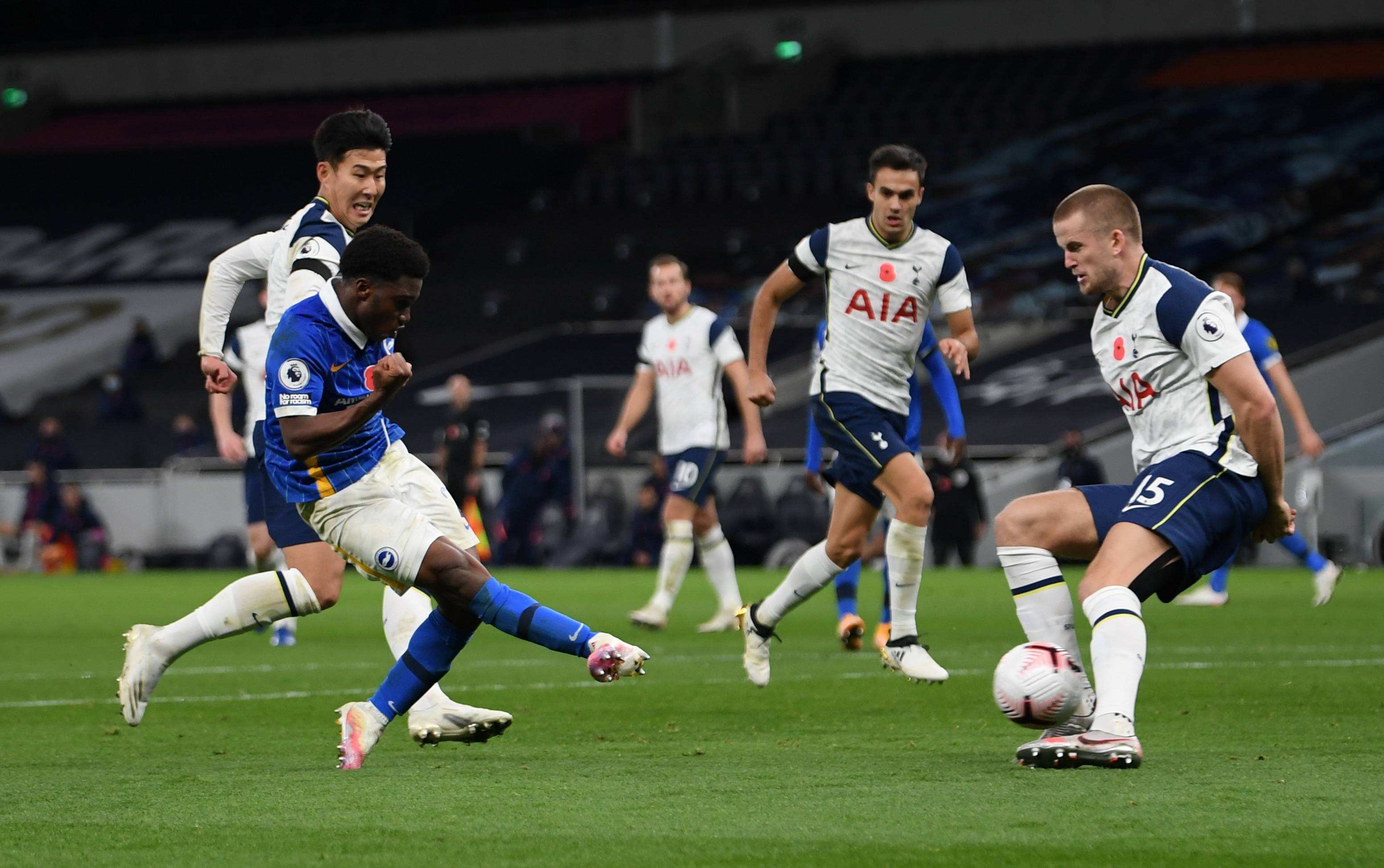 都体：森林想先租后买总价3300万欧签下道路，尤文要4000万欧（都体：森林提议先租后买总价3300万欧签下“道路”，尤文坚持要价4000万欧）