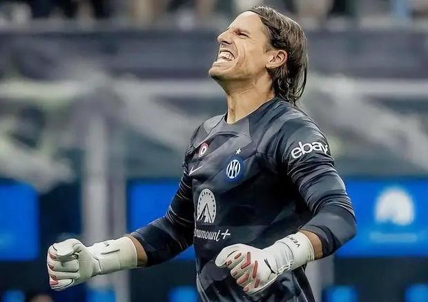 邮报：谢周三连续欠薪三个月，和伯恩利的热身赛被球员罢赛（邮报：谢周三连续三个月未发薪，球员罢赛导致与伯恩利的热身赛取消）