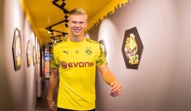 马卡：C罗将合伙在马德里开办夜总会，合伙人是夜场大亨（马卡：C罗将与夜生活大亨携手在马德里开设夜店）