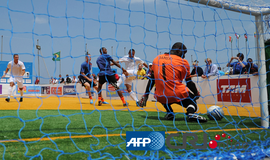 独行侠vs森林狼前瞻：弗拉格渐入佳境，爱德华兹欲找回手感（独行侠对森林狼前瞻：弗拉格状态升温，爱德华兹力争找回手感）